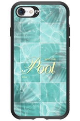 Into the Pool - Apple iPhone SE 2020