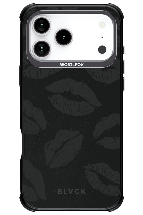 Dark Lips - Apple iPhone 17 Pro Max
