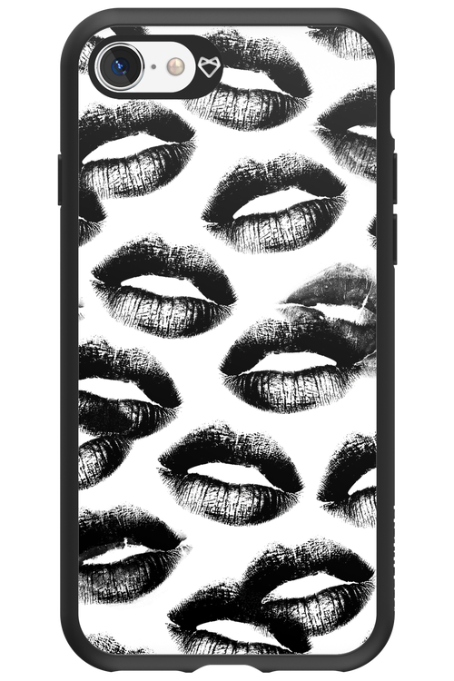 Ghost Kiss - Apple iPhone SE 2022