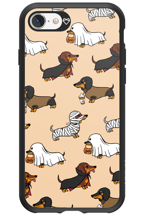 Scary Dachshund - Apple iPhone 8