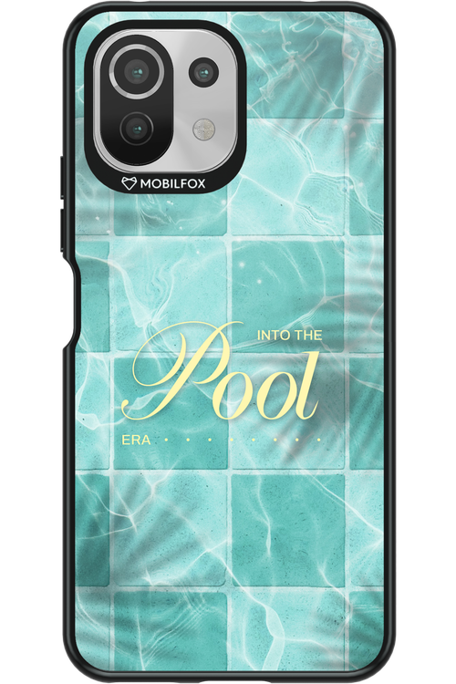 Into the Pool - Xiaomi Mi 11 Lite (2021)