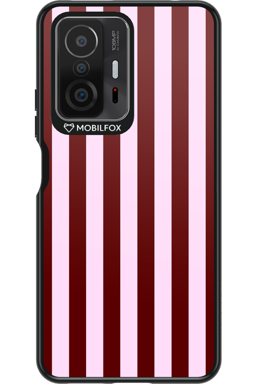 Circus Romance - Xiaomi Mi 11T Pro