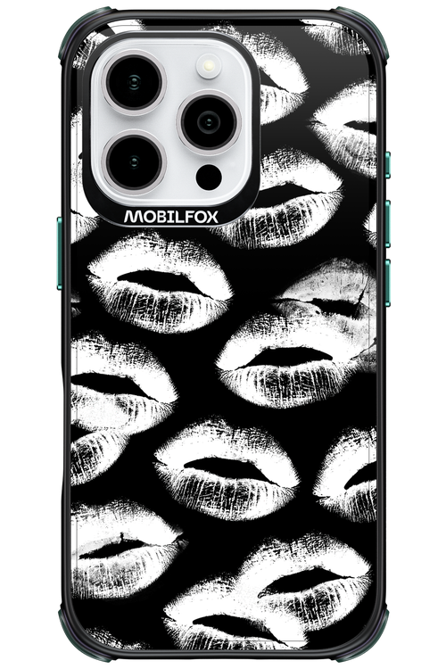 Ghost Kiss Black - Apple iPhone 16 Pro