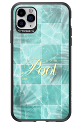 Into the Pool - Apple iPhone 11 Pro Max