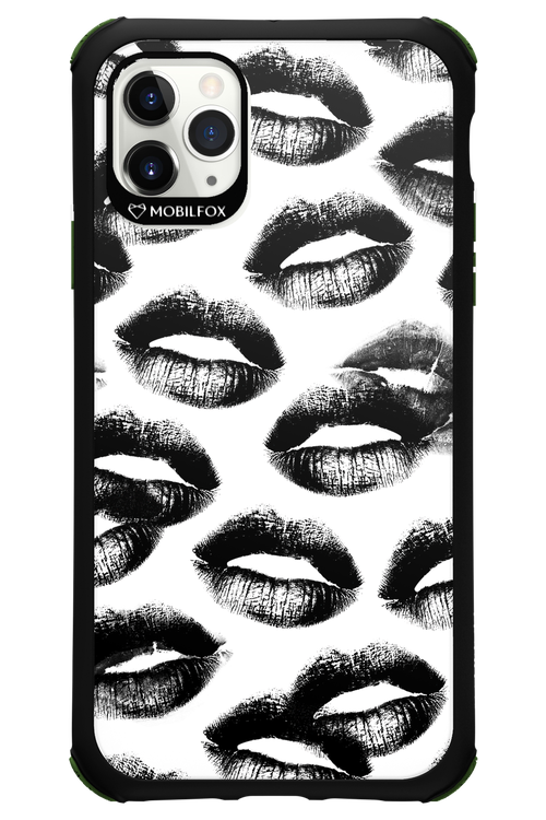 Ghost Kiss - Apple iPhone 11 Pro Max