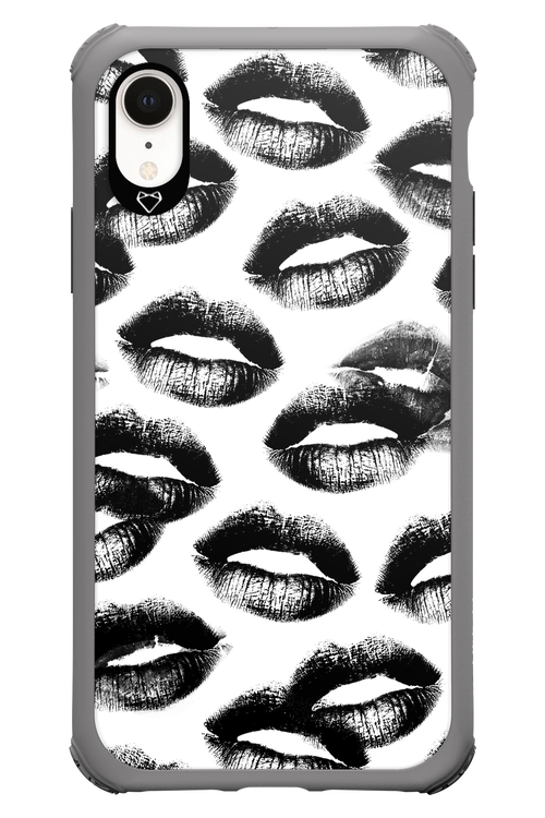 Ghost Kiss - Apple iPhone XR