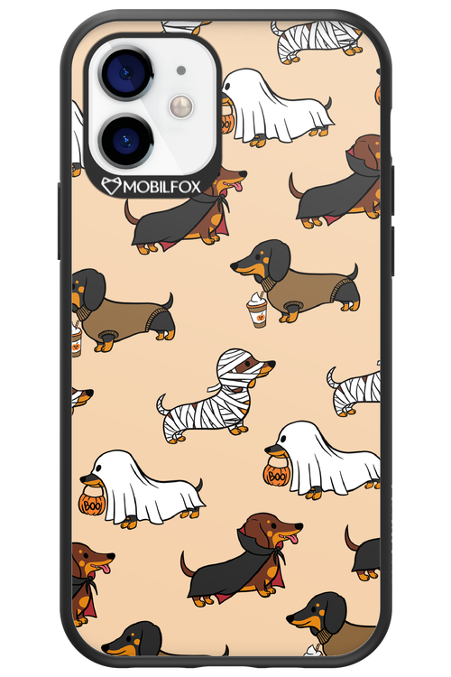 Scary Dachshund - Apple iPhone 12