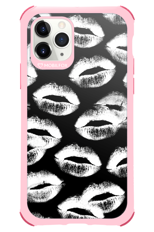 Ghost Kiss Black - Apple iPhone 11 Pro