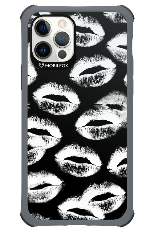 Ghost Kiss Black - Apple iPhone 12 Pro