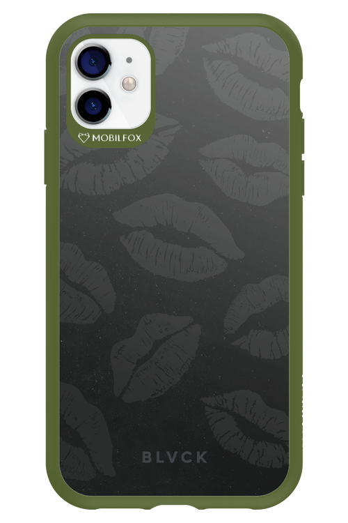 Dark Lips - Apple iPhone 11