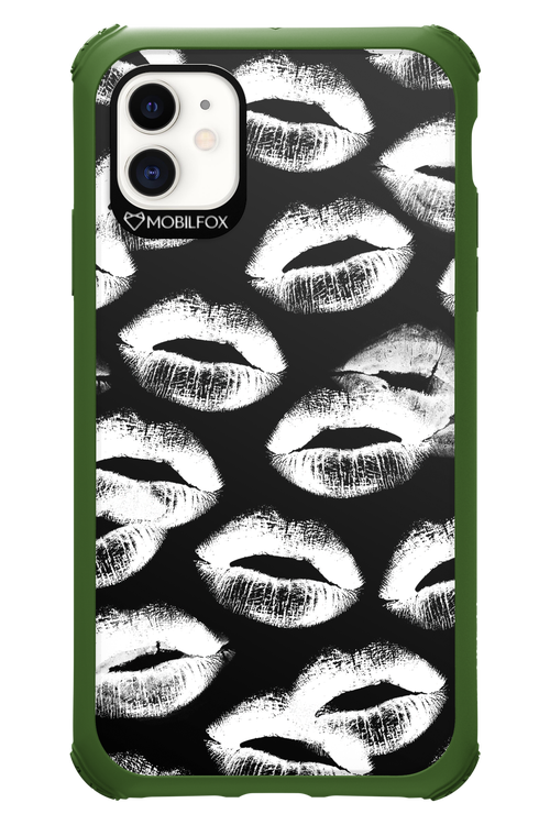 Ghost Kiss Black - Apple iPhone 11