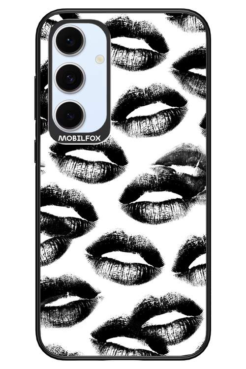 Ghost Kiss - Samsung S24 FE