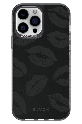 Dark Lips - Apple iPhone 13 Pro Max