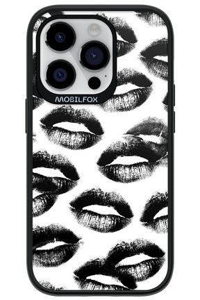 Ghost Kiss - Apple iPhone 14 Pro