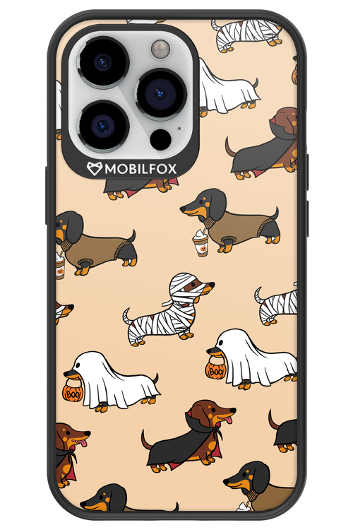 Scary Dachshund - Apple iPhone 13 Pro