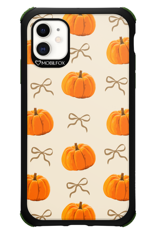 Cutie Pumpkin - Apple iPhone 11