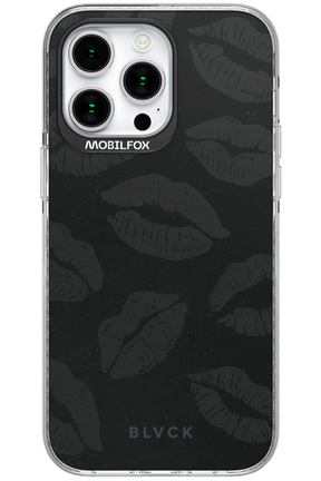 Dark Lips - Apple iPhone 15 Pro Max