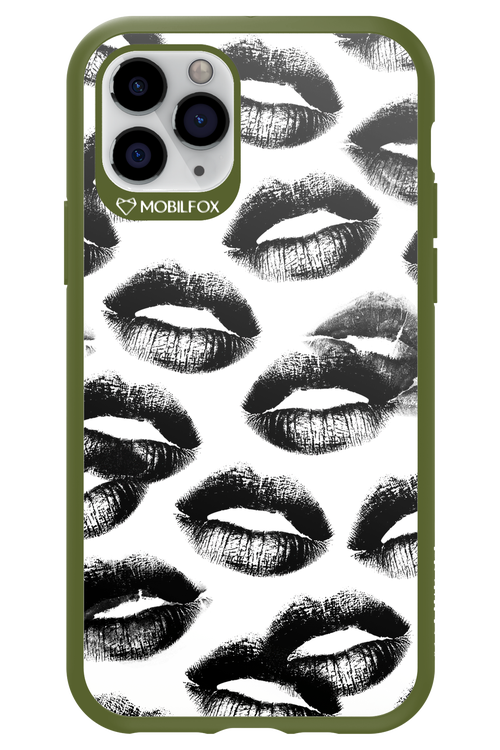 Ghost Kiss - Apple iPhone 11 Pro