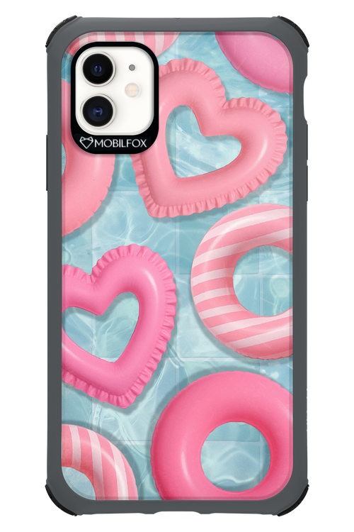 Love Pool - Apple iPhone 11