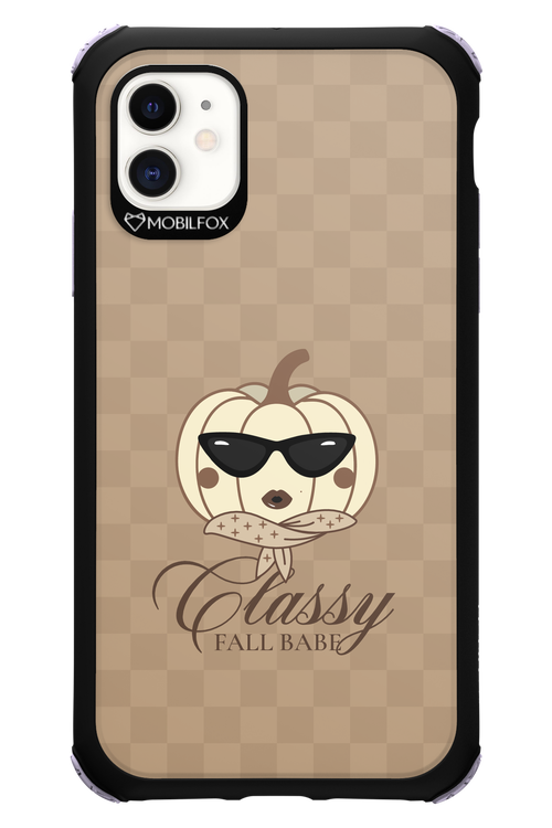 Fall Babe - Apple iPhone 11