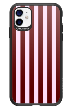 Circus Romance - Apple iPhone 11