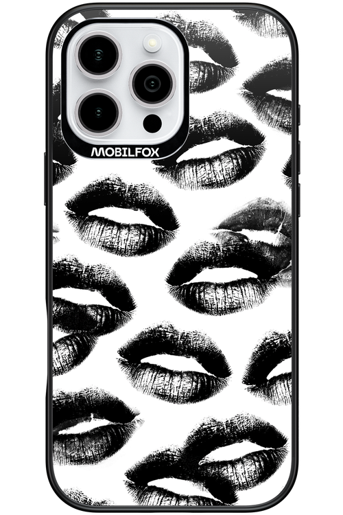 Ghost Kiss 2.0 - Apple iPhone 16 Pro Max