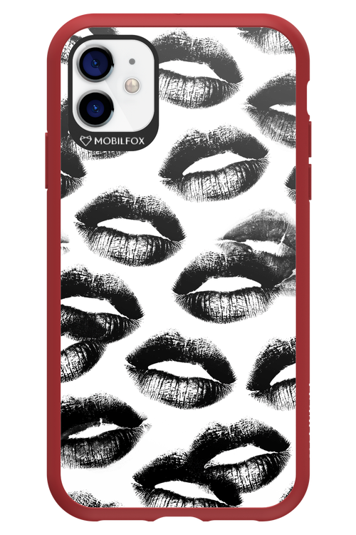 Ghost Kiss - Apple iPhone 11