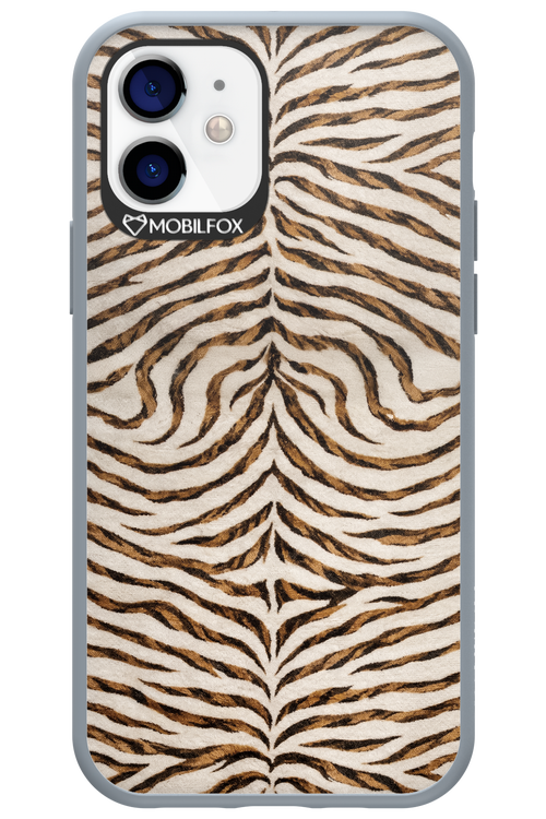 Adventure Charm - Apple iPhone 12